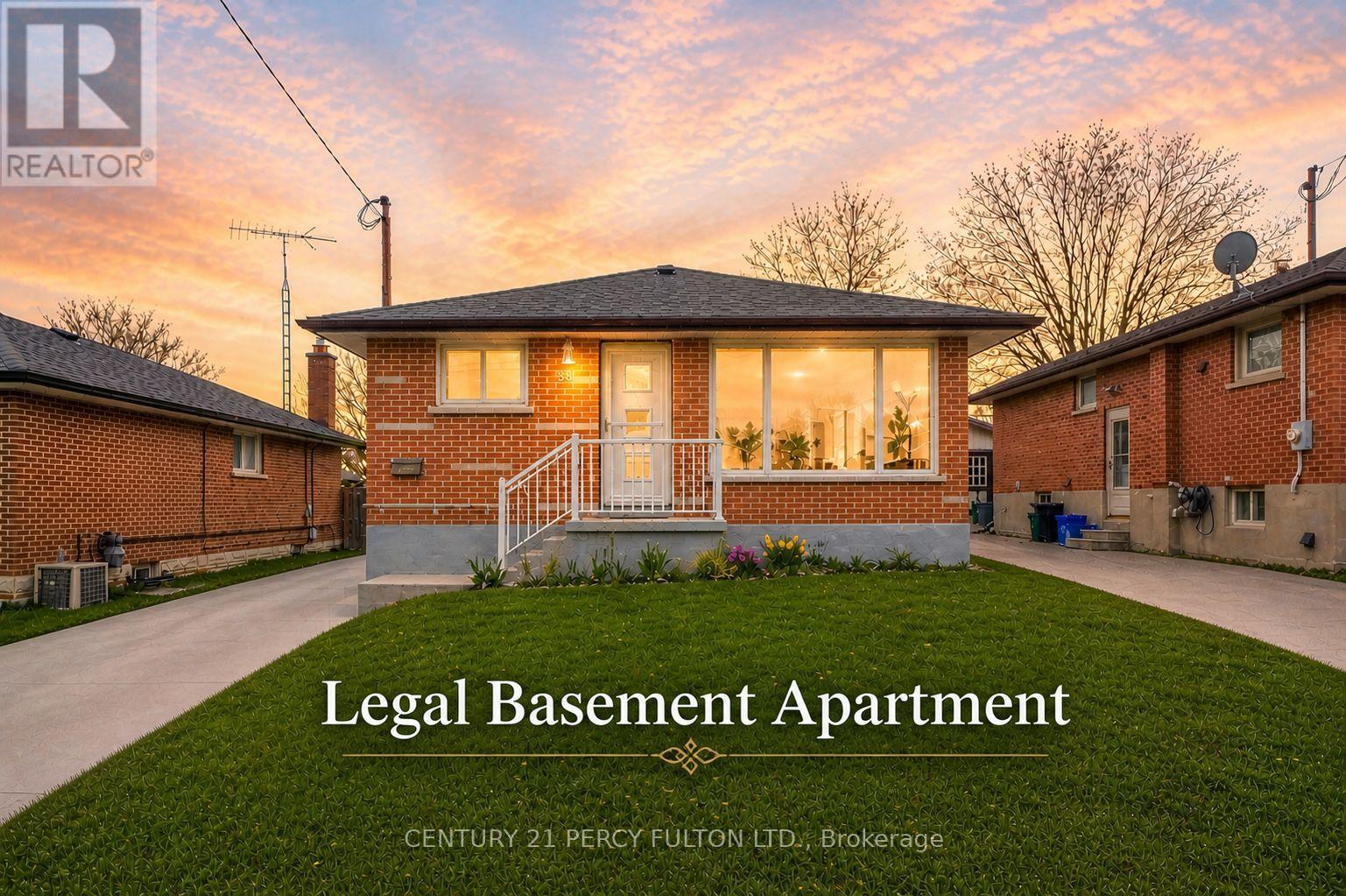 381 Conant Street, Oshawa, Ontario  L1H 3S8 - Photo 1 - E13079834
