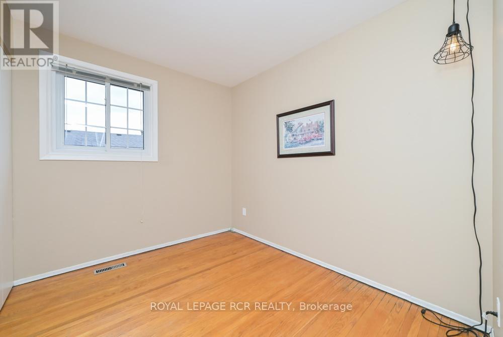 52 Ellwood Drive E, Caledon, Ontario  L7E 2A5 - Photo 13 - W13079820