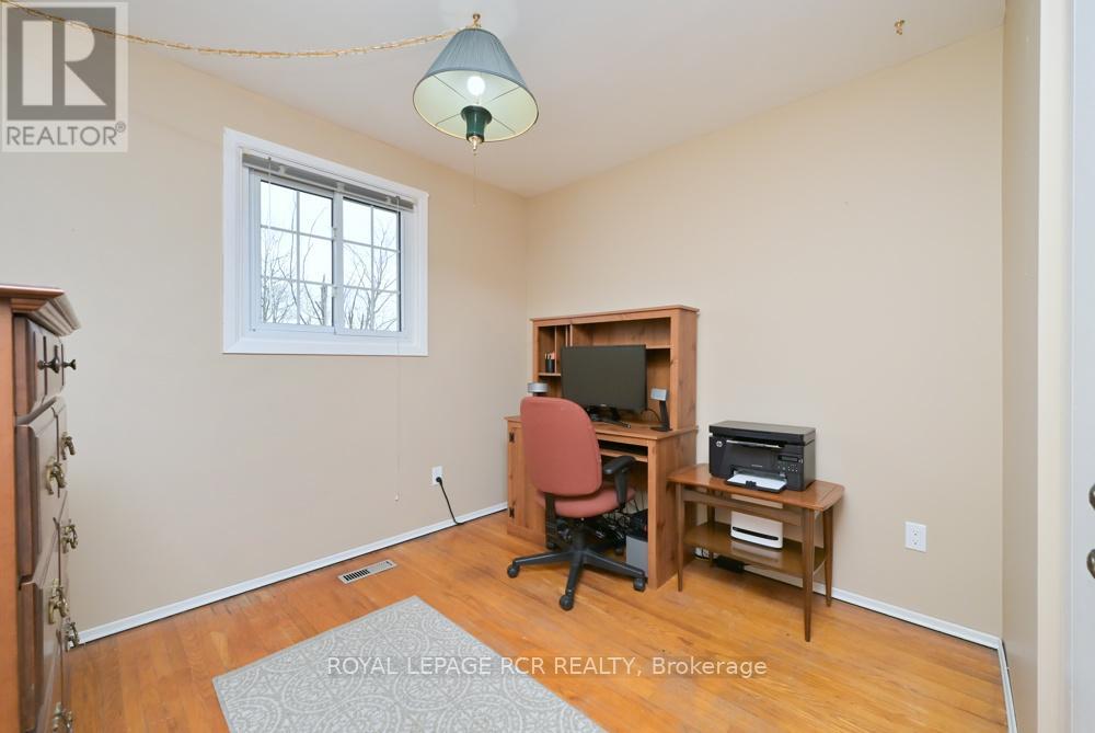 52 Ellwood Drive E, Caledon, Ontario  L7E 2A5 - Photo 15 - W13079820