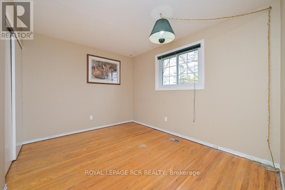 52 Ellwood Drive E, Caledon, Ontario  L7E 2A5 - Photo 17 - W13079820