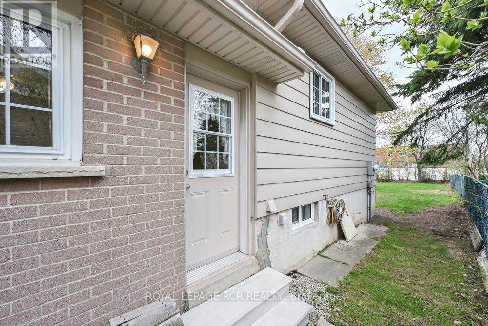 52 Ellwood Drive E, Caledon, Ontario  L7E 2A5 - Photo 28 - W13079820