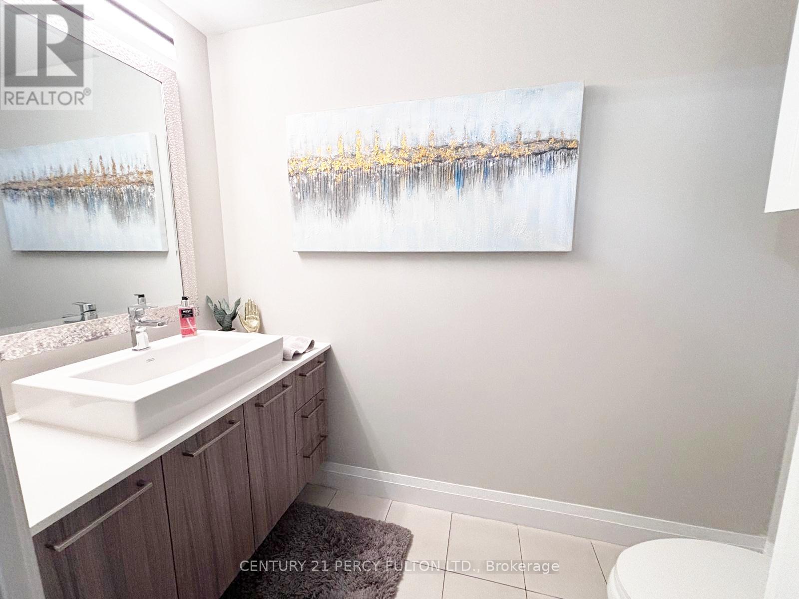 215 - 4800 Highway 7, Vaughan, Ontario  L4L 1H8 - Photo 11 - N13079836