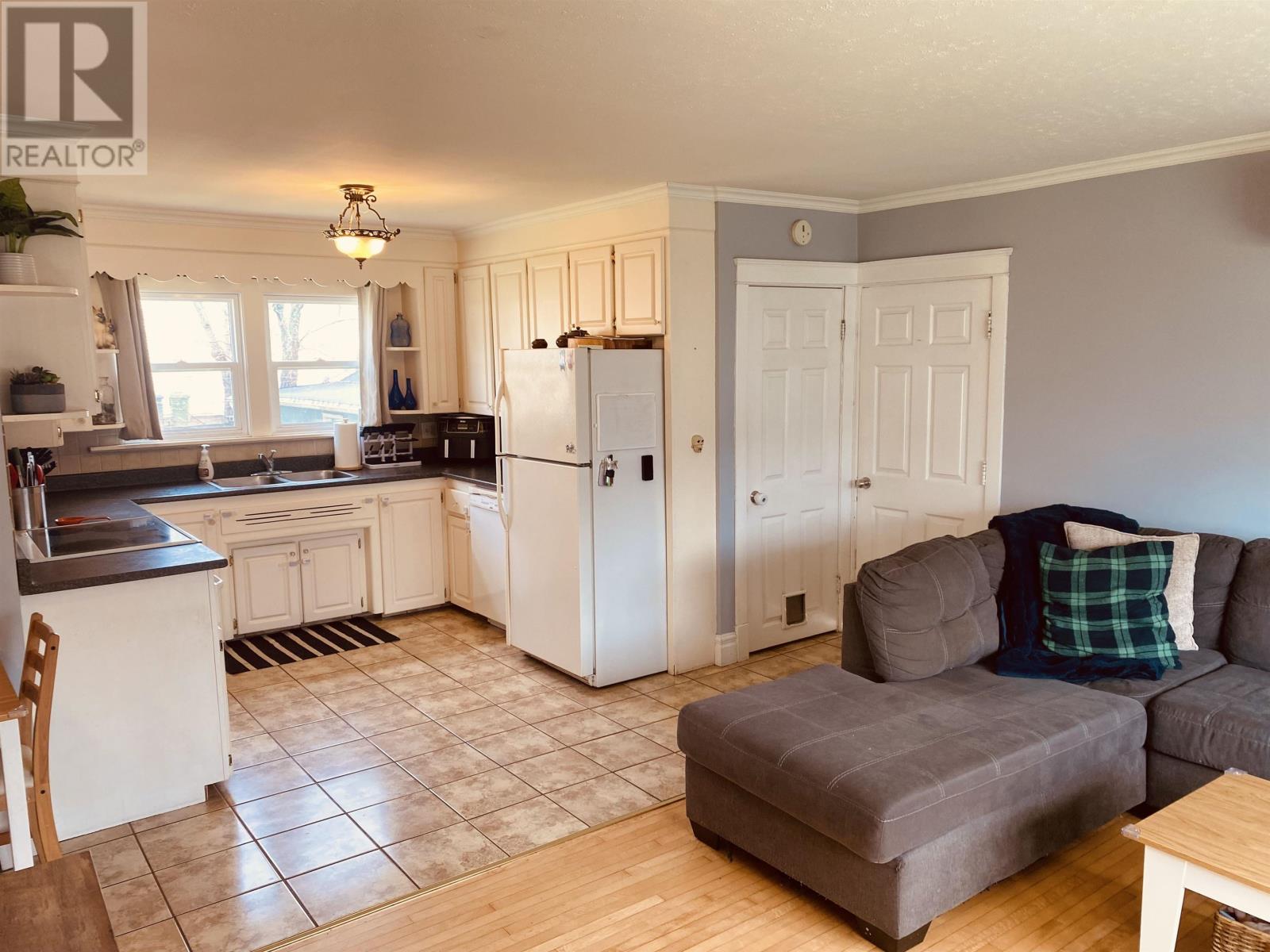6 Gordon Drive, Charlottetown, Prince Edward Island  C1A 6B7 - Photo 14 - 202609613