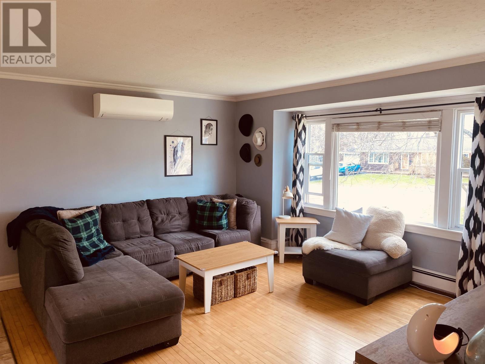 6 Gordon Drive, Charlottetown, Prince Edward Island  C1A 6B7 - Photo 7 - 202609613