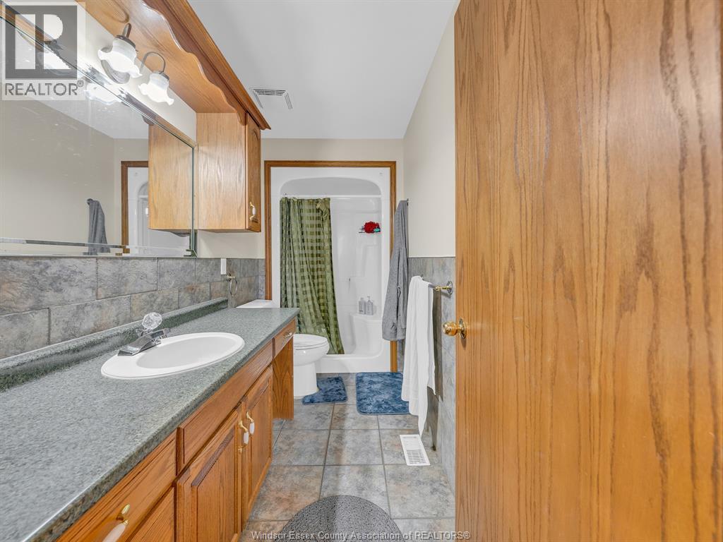 43 Sandy Lake Drive, Leamington, Ontario  N8H 5K4 - Photo 38 - 26009980
