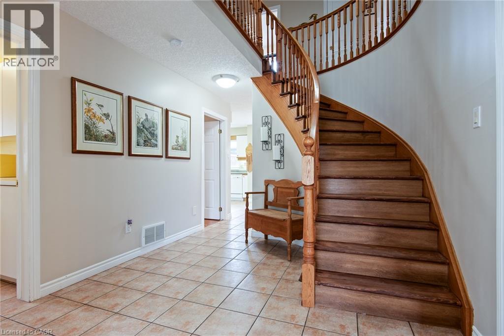 128 Eby Crescent, New Hamburg, Ontario  N3A 1Z2 - Photo 4 - 40826773