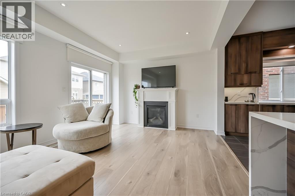 226 Lormont Boulevard, Stoney Creek, Ontario  L8J 0J9 - Photo 14 - 40825722