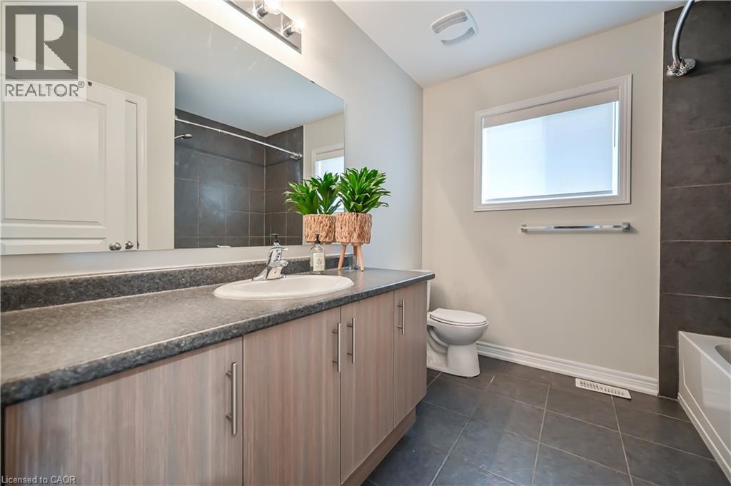 226 Lormont Boulevard, Stoney Creek, Ontario  L8J 0J9 - Photo 29 - 40825722