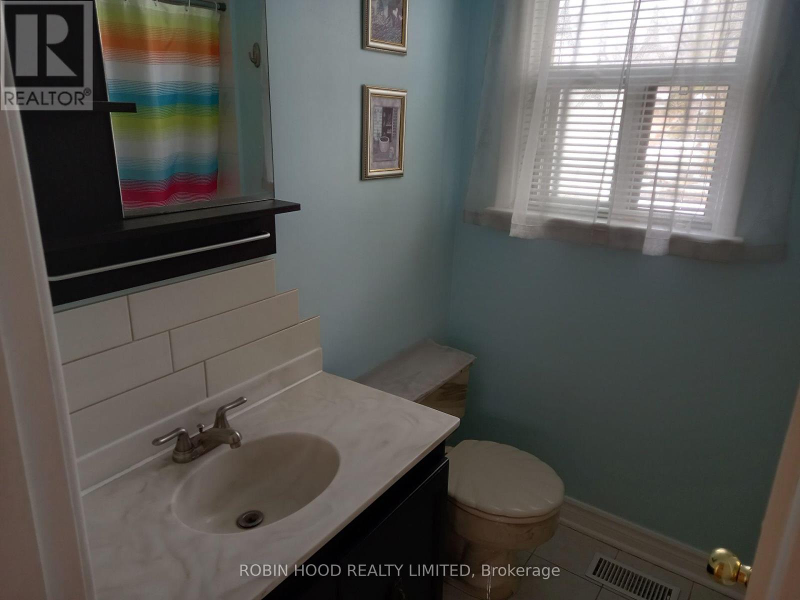 238 Thistle Down Boulevard, Toronto, Ontario  M9V 1K7 - Photo 12 - W13079832