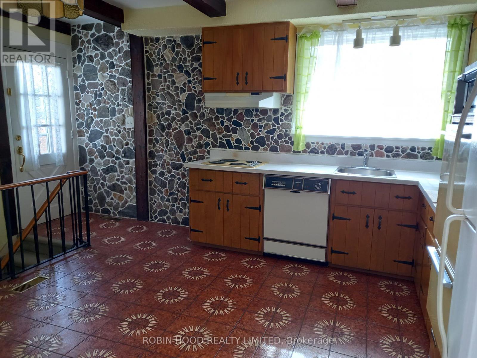 238 Thistle Down Boulevard, Toronto, Ontario  M9V 1K7 - Photo 14 - W13079832