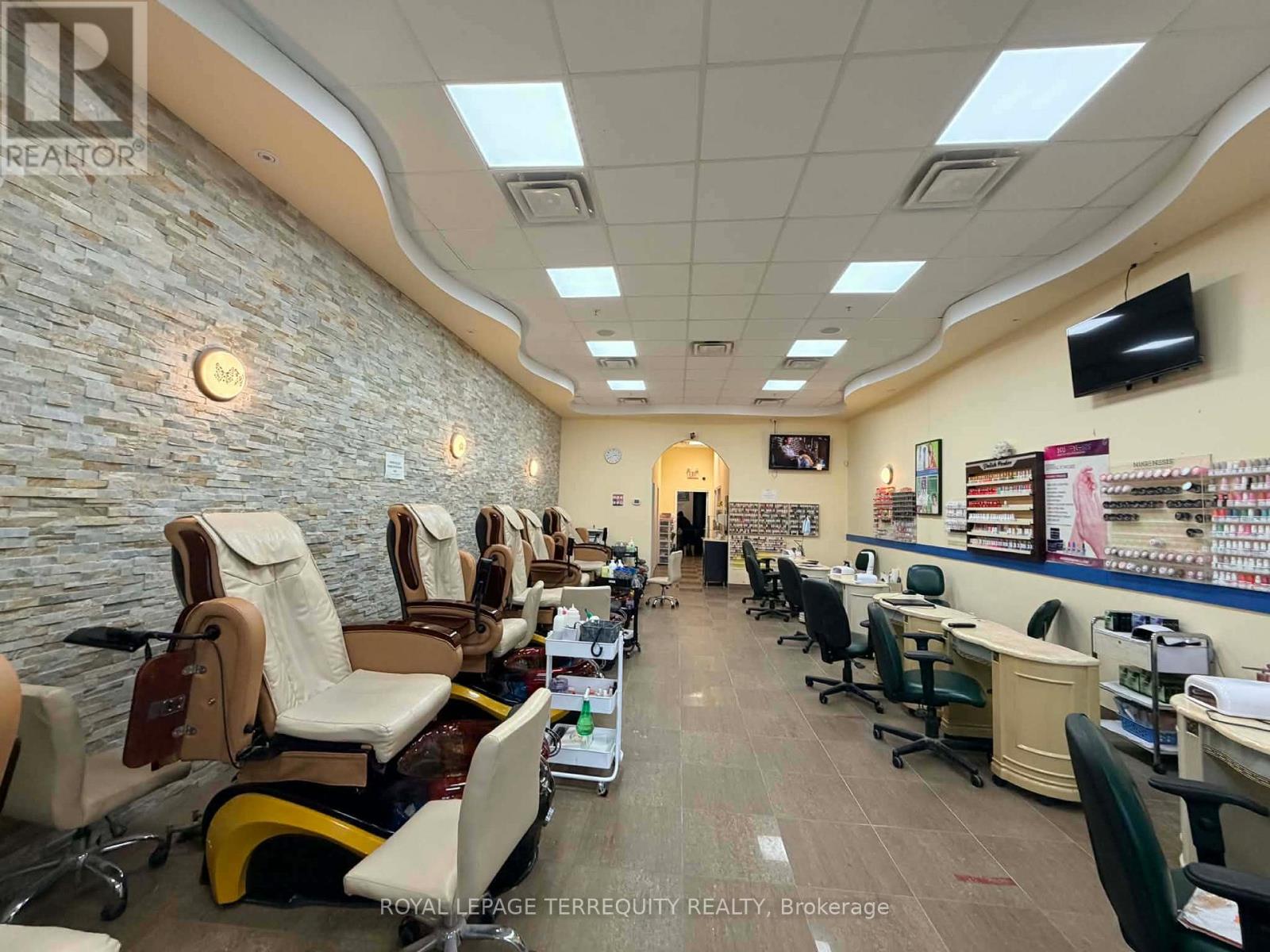 6 - 9465 Mississauga Road, Brampton, Ontario  L6X 0B3 - Photo 4 - W13079866