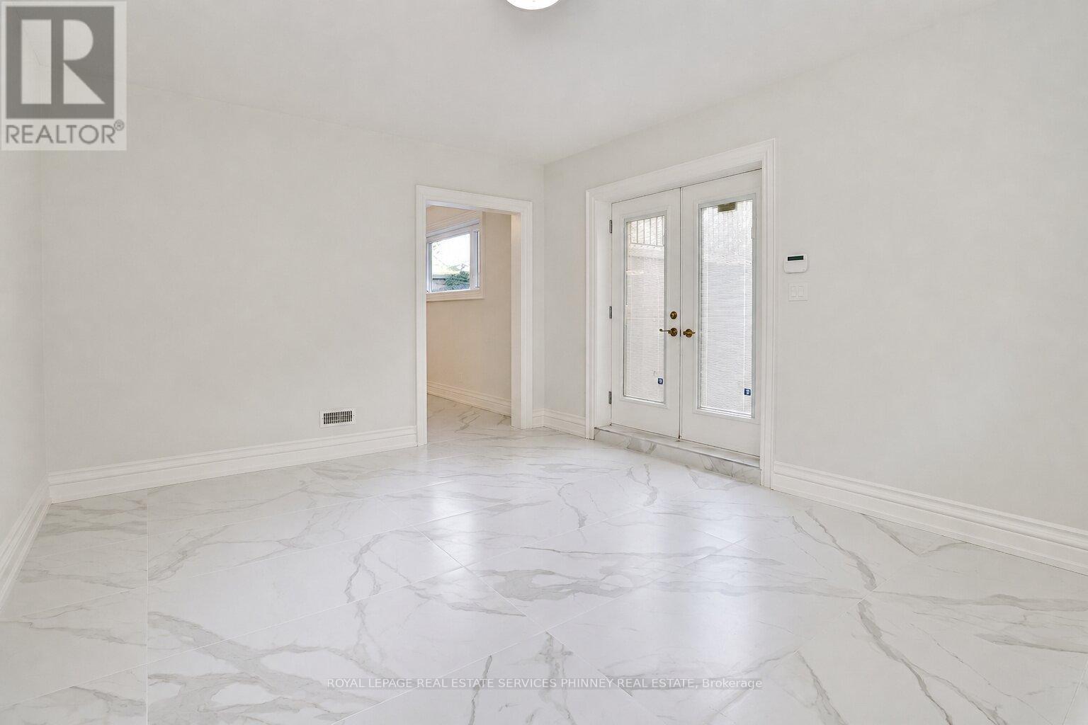 1511 Broadmoor Avenue, Mississauga, Ontario  L5G 3T7 - Photo 45 - W13079892