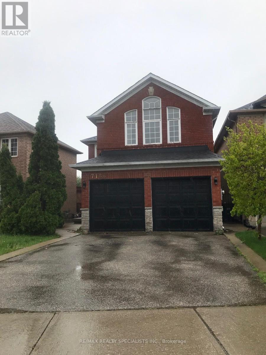 7166 BLACK WALNUT TRAIL, Mississauga, Ontario