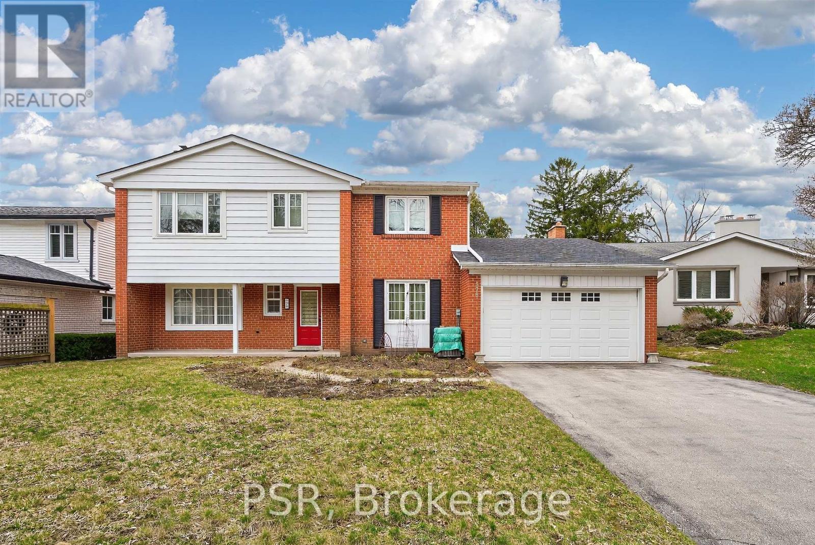 575 Patricia Drive, Oakville, Ontario  L6K 1M4 - Photo 1 - W13079994