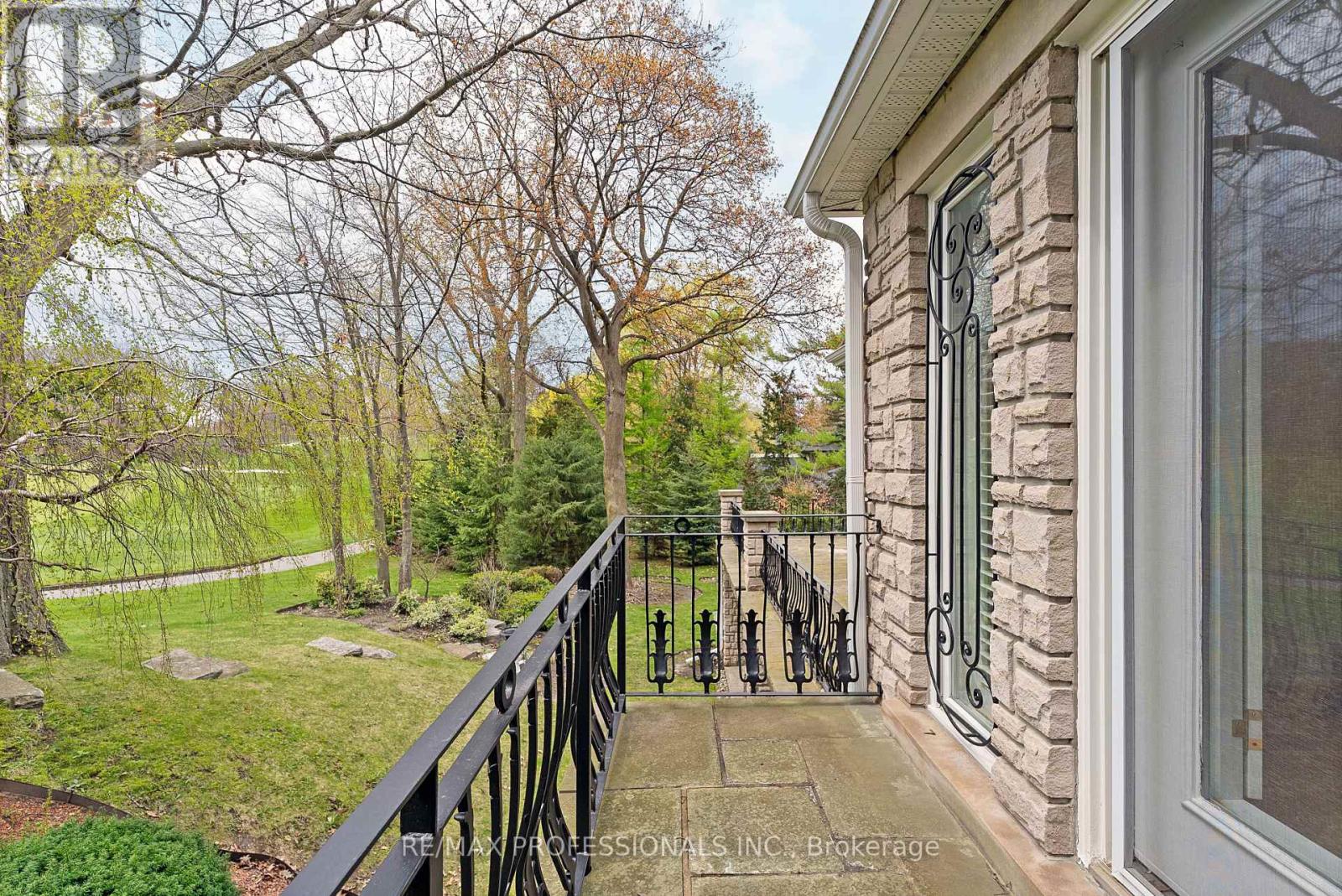 6a Edenbrook Hill, Toronto, Ontario  M9A 3Z6 - Photo 26 - W13079998