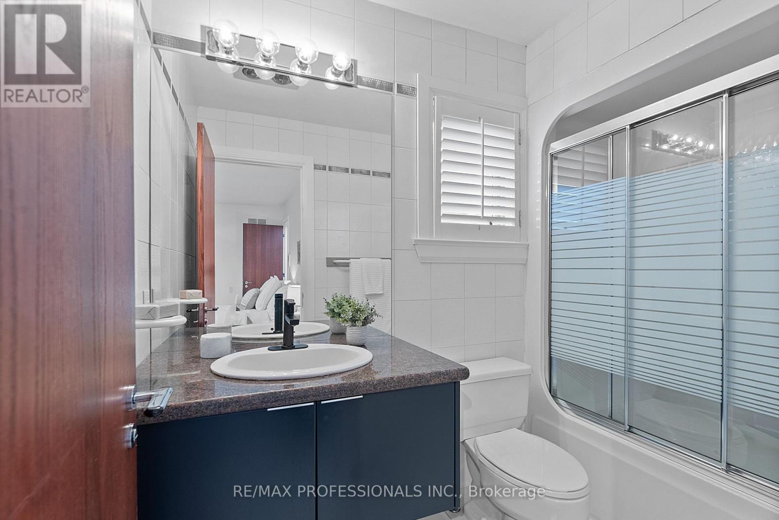 6a Edenbrook Hill, Toronto, Ontario  M9A 3Z6 - Photo 30 - W13079998