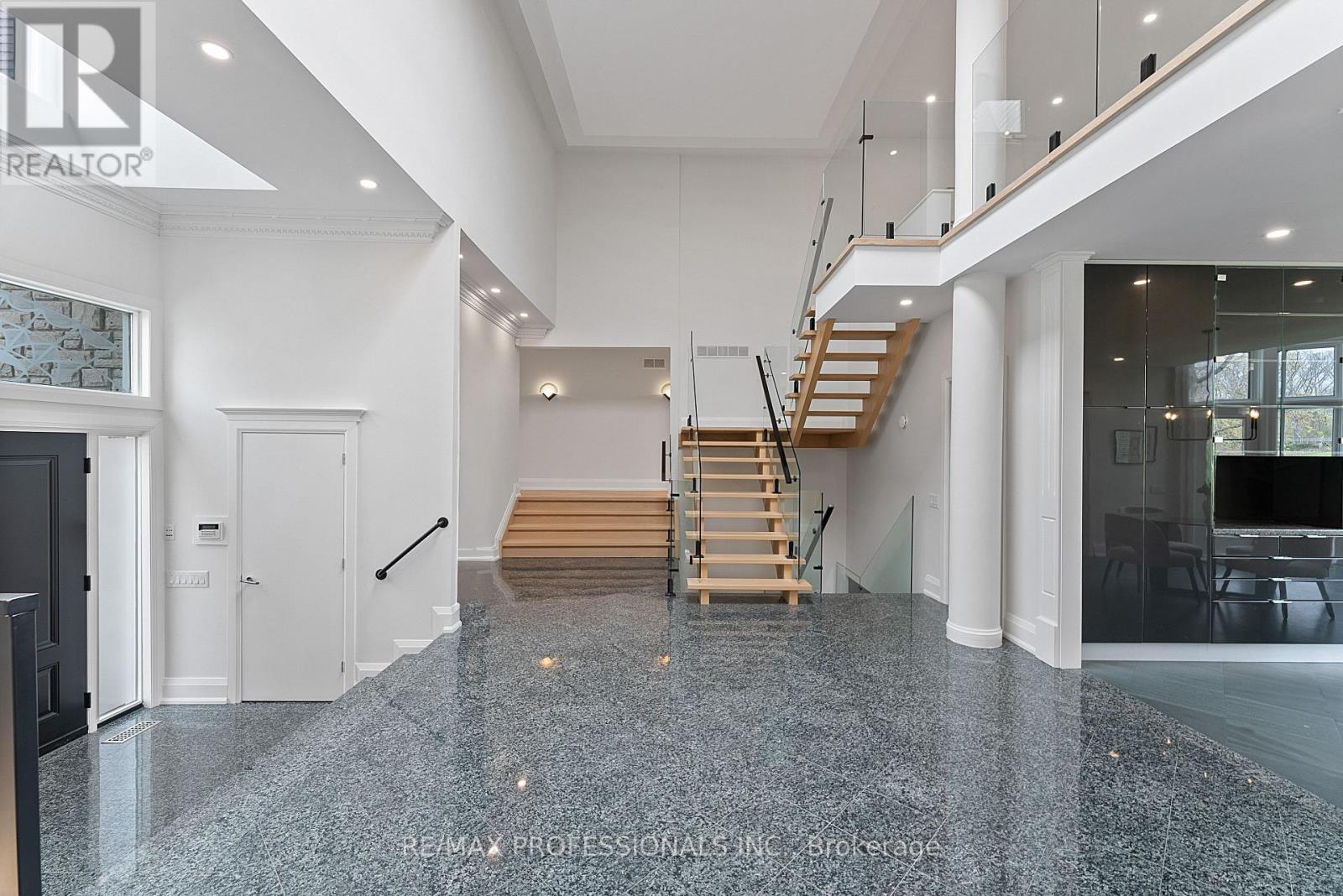 6a Edenbrook Hill, Toronto, Ontario  M9A 3Z6 - Photo 34 - W13079998