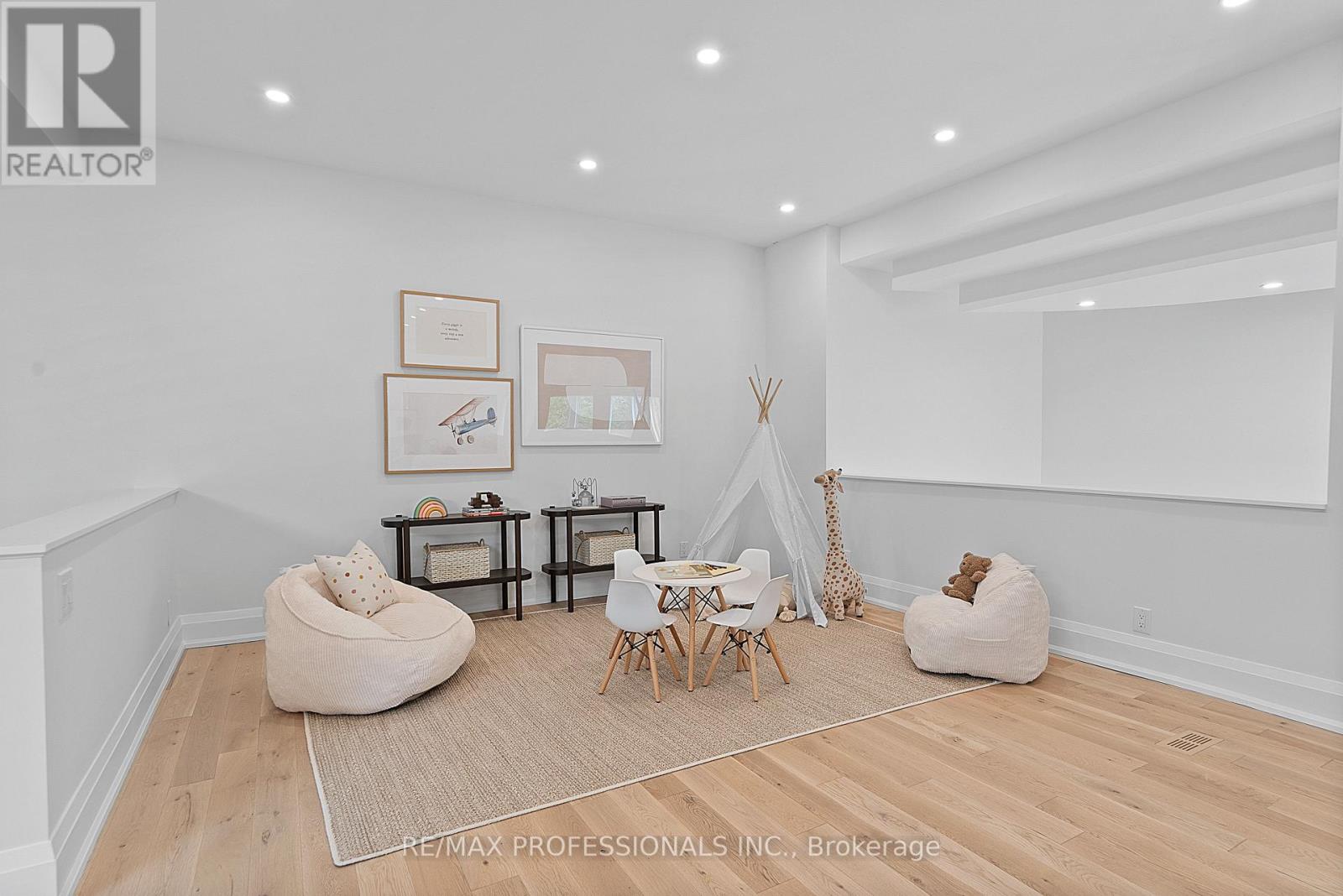 6a Edenbrook Hill, Toronto, Ontario  M9A 3Z6 - Photo 37 - W13079998