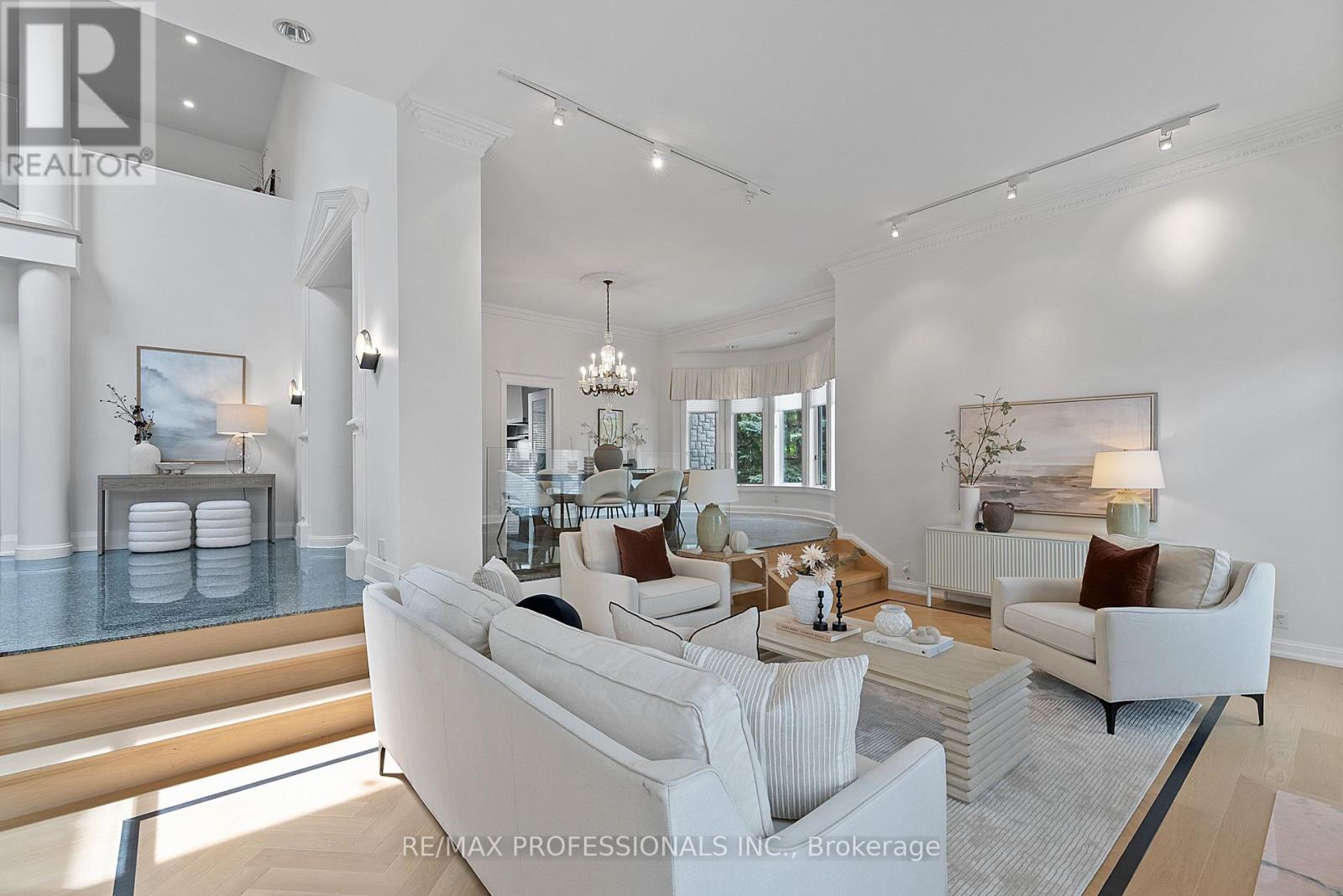 6a Edenbrook Hill, Toronto, Ontario  M9A 3Z6 - Photo 4 - W13079998