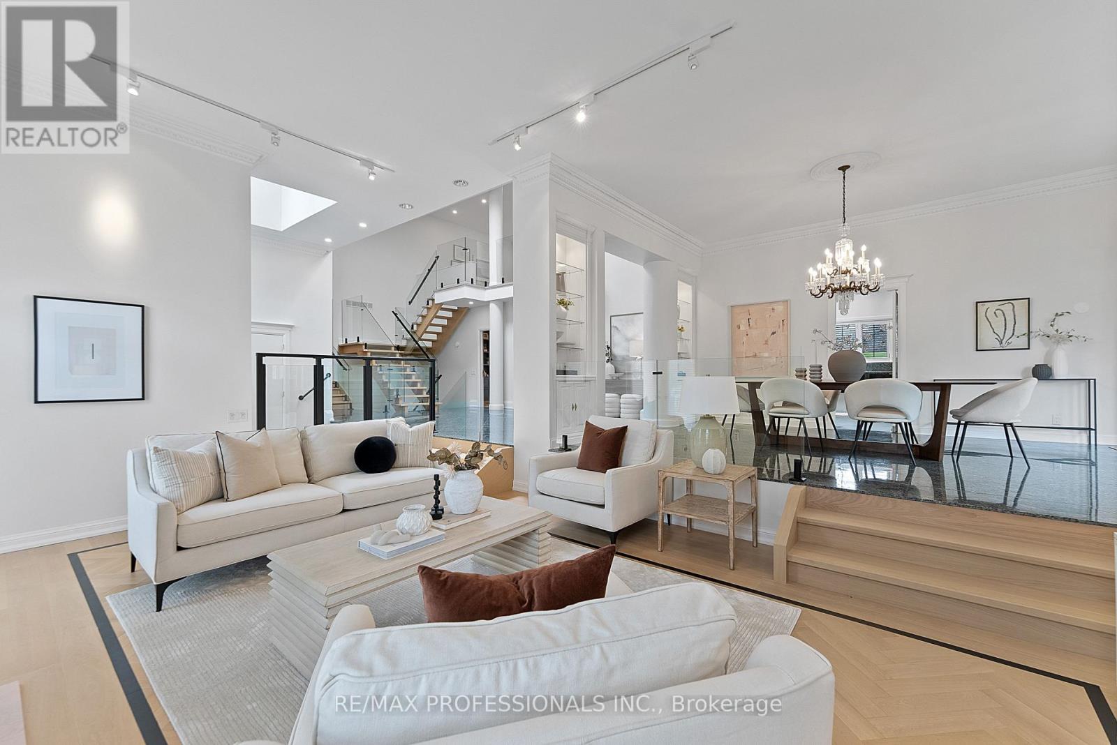 6a Edenbrook Hill, Toronto, Ontario  M9A 3Z6 - Photo 8 - W13079998