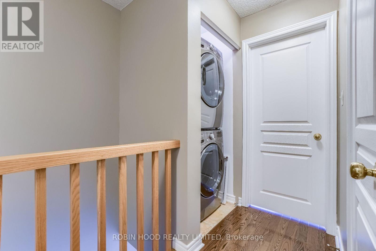 5045 Bidwell Common, Burlington, Ontario  L7L 0B4 - Photo 8 - W13080000