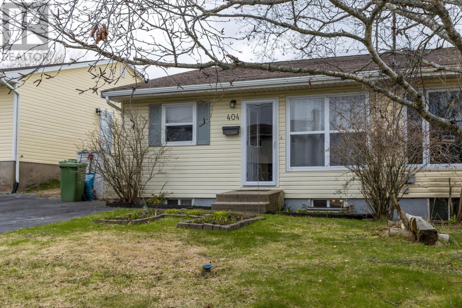 404 Poplar Drive, Dartmouth, Nova Scotia  B2W 4L1 - Photo 2 - 202608781