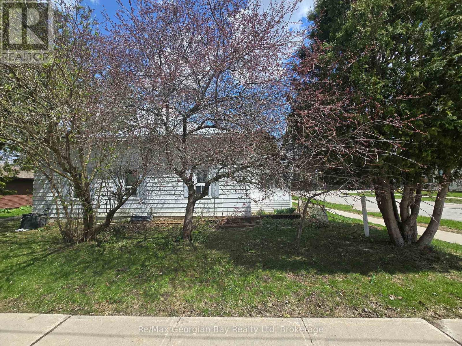 8 Mill Street, Severn, Ontario  L0K 1E0 - Photo 6 - S12952082