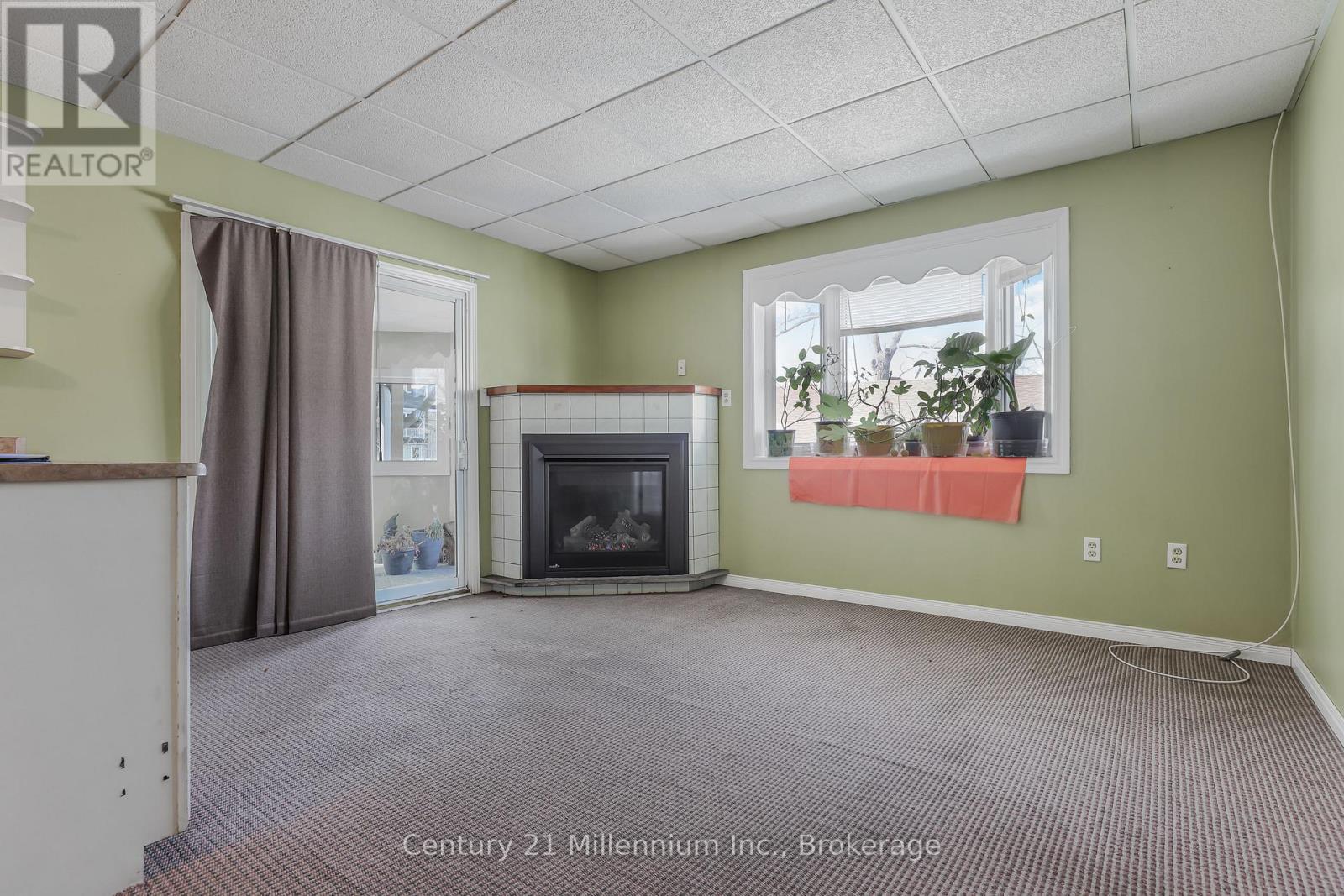 228 Palmerston Street, Saugeen Shores, Ontario  N0H 2L0 - Photo 38 - X12566472