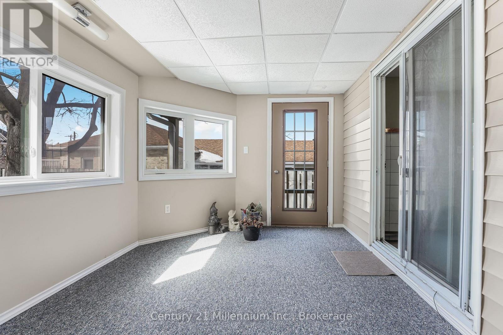 228 Palmerston Street, Saugeen Shores, Ontario  N0H 2L0 - Photo 39 - X12566472