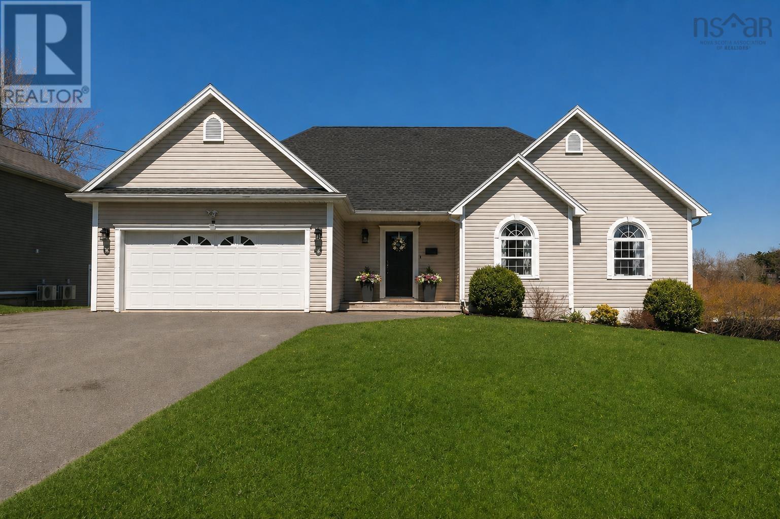 47 Halewood Drive, Falmouth, Nova Scotia