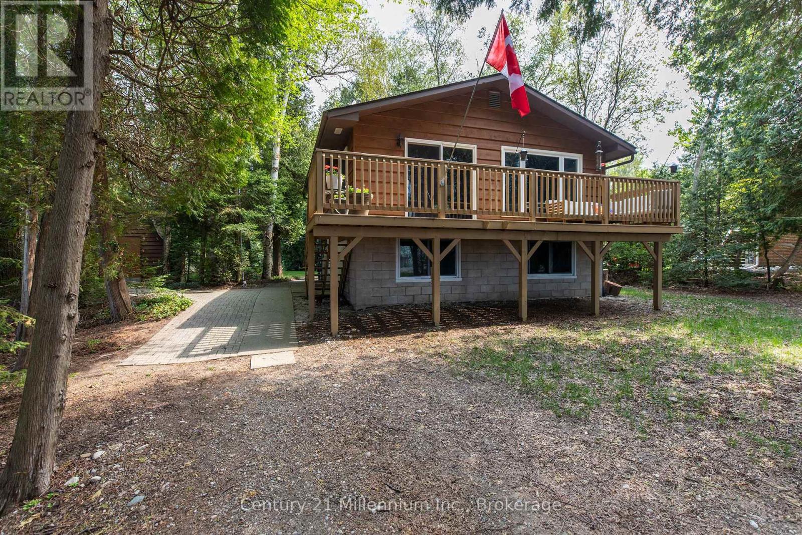 24 Miramichi Bay Road, Saugeen Shores, Ontario  N0H 2C6 - Photo 9 - X12838164