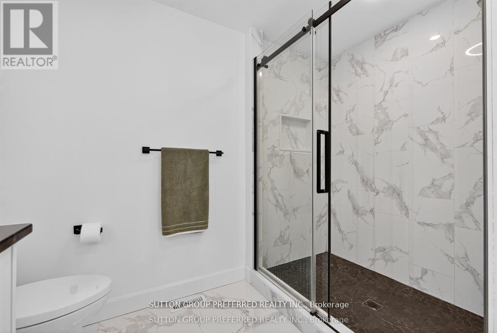 21 Armstrong Street, Strathroy-Caradoc (Mount Brydges), Ontario  N0L 1V0 - Photo 17 - X12982888