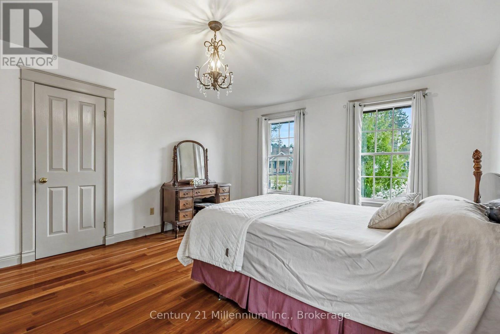 203 Summerhill Road, Saugeen Shores, Ontario  N0H 2L0 - Photo 26 - X12965942