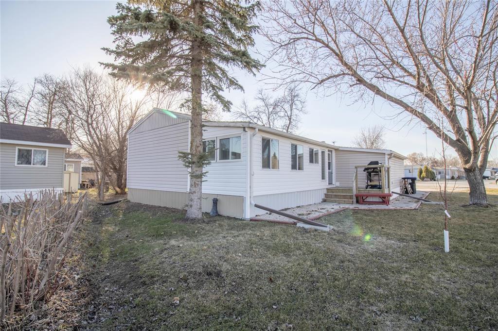 16 Aspen One Drive, Steinbach, Manitoba  R5G 0M1 - Photo 16 - 202609196