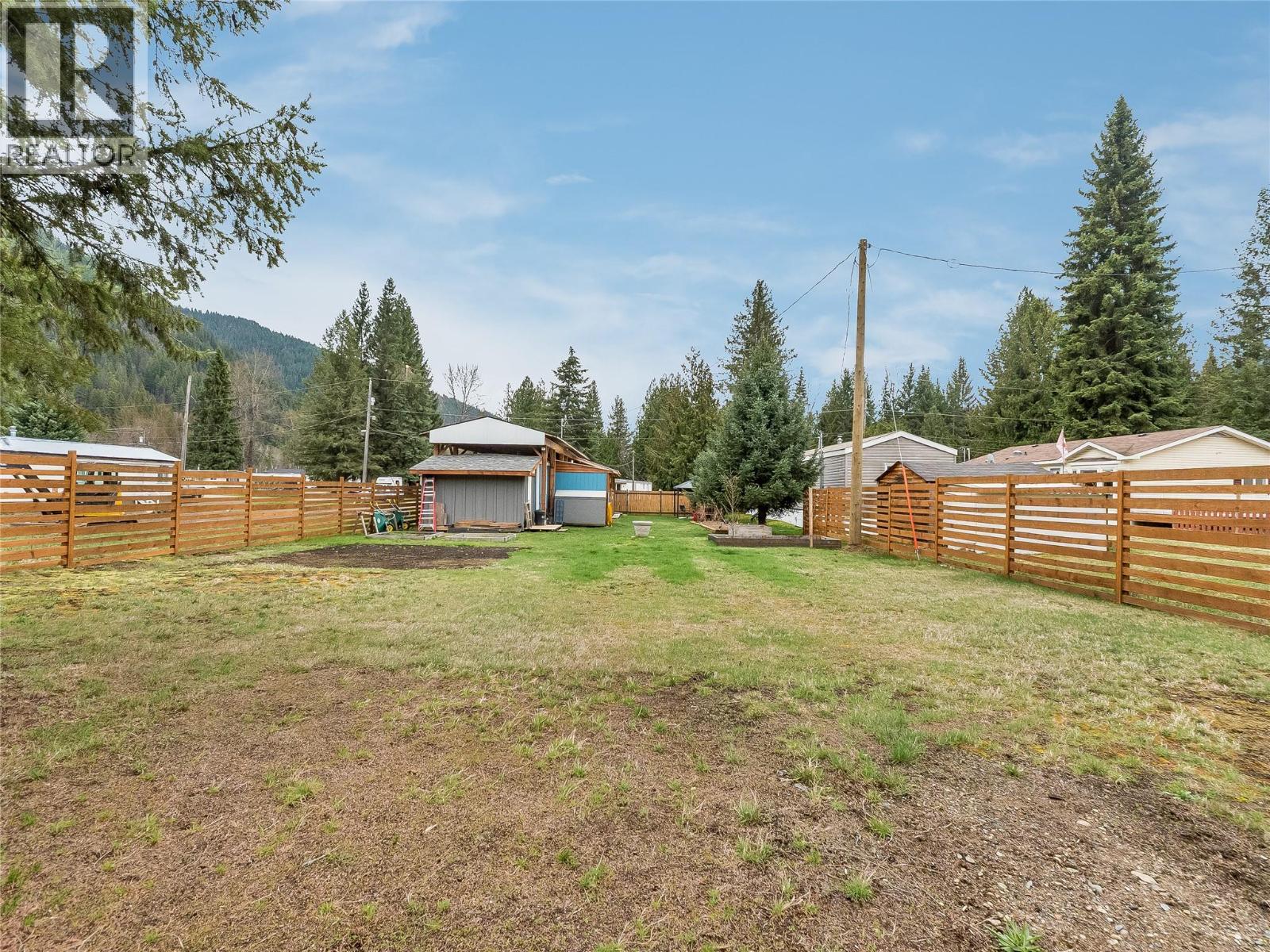 916 Airport Road Unit# 8, Salmo, British Columbia  V0G 1Z0 - Photo 37 - 10383546