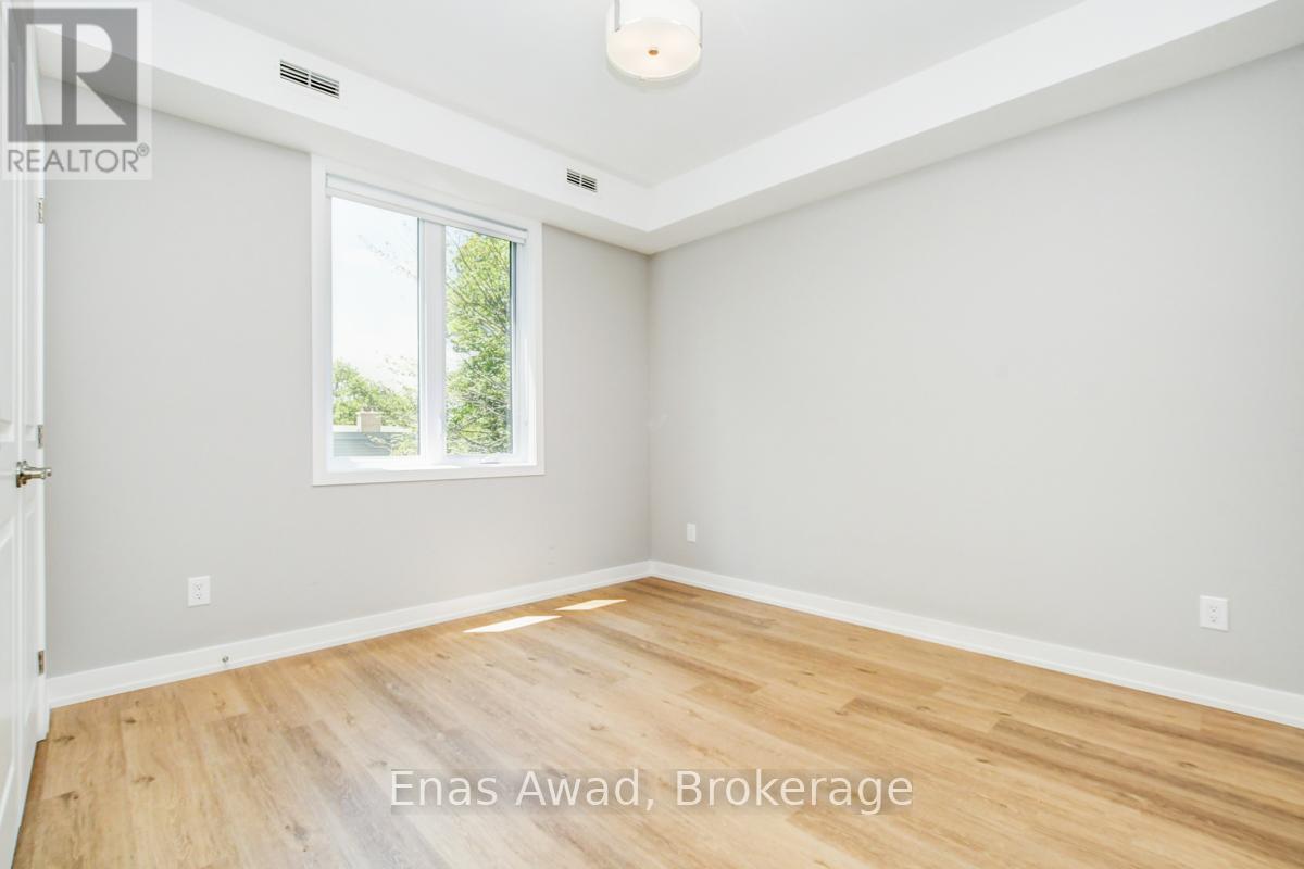 B - 974 Hooper Street, Ottawa, Ontario  K1Z 6K3 - Photo 12 - X13080100