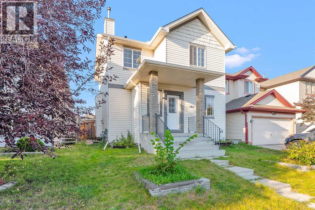 175 Evansmeade Common NW, Calgary, Alberta  T3P 1E8 - Photo 2 - A2298423