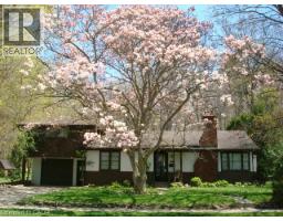 135 GLENFOREST Road, Cambridge, Ontario