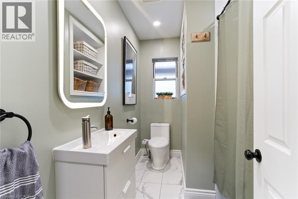 3 Fay Avenue, Hamilton, Ontario  L8T 4B9 - Photo 15 - 40825557