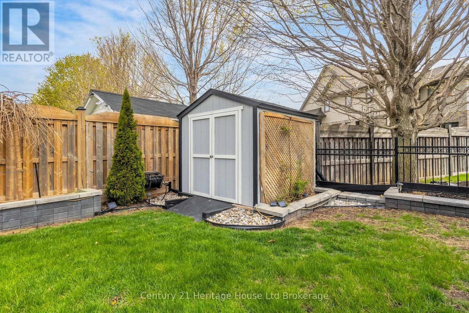 832 Halifax Road, Woodstock, Ontario  N4T 0C6 - Photo 36 - X13080230