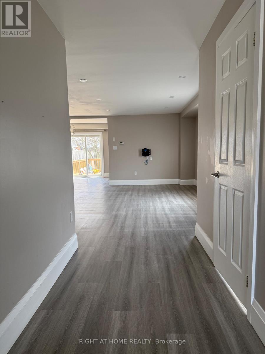 32 Toscana Drive, Whitby, Ontario  L1R 3N6 - Photo 9 - E13070228