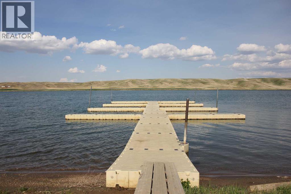 26 White Pelican Way, Rural Vulcan County, Alberta  T0L 2B0 - Photo 5 - A2307432