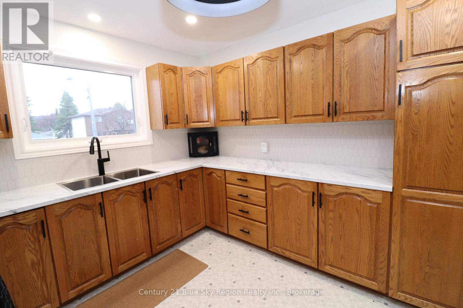 631 Bromley Avenue, North Bay, Ontario  P1B 9J1 - Photo 25 - X13080298