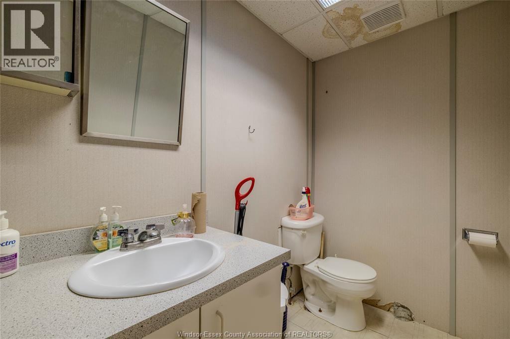 3473 Walker Road, Windsor, Ontario  N8W 3S2 - Photo 14 - 26010019