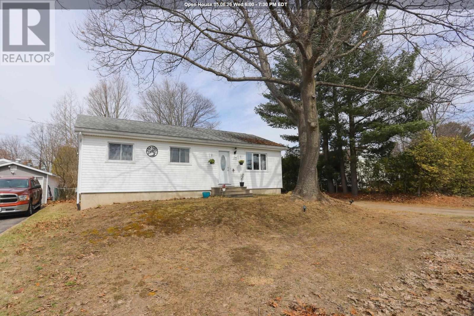 154 Ashgrove AVE, Sault Ste. Marie, Ontario