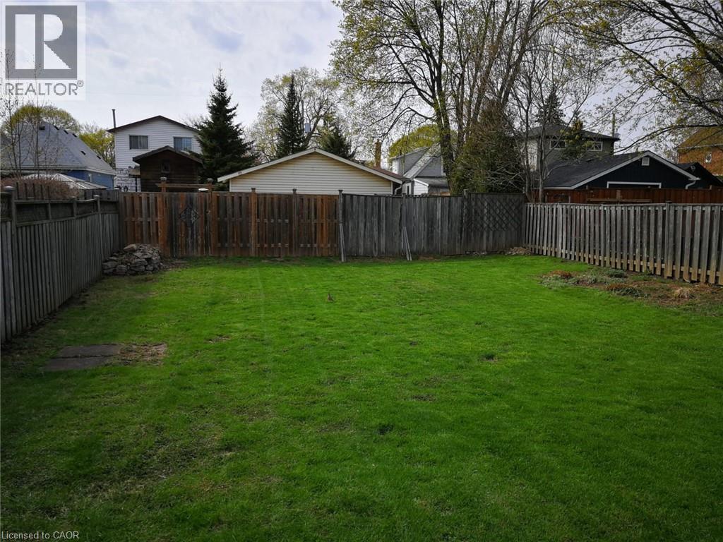 122 East 25th Street, Hamilton, Ontario  L8V 3A2 - Photo 14 - 40826902