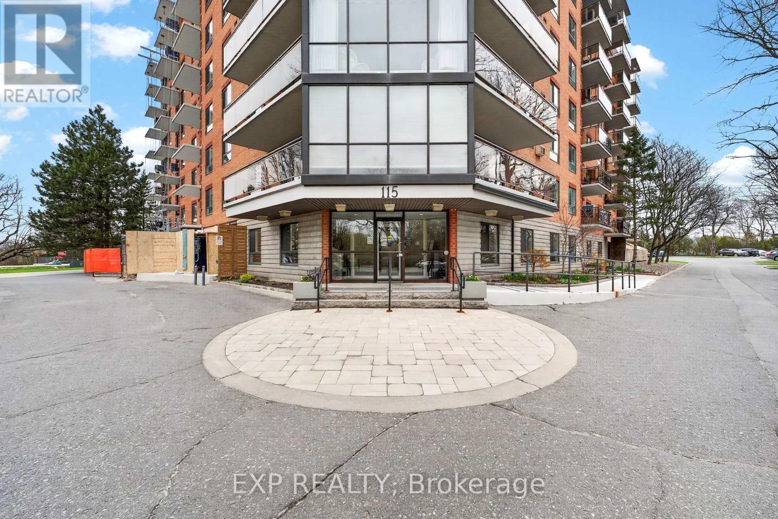 201 - 115 Barrett Court, Kingston, Ontario  K7L 5H6 - Photo 1 - X13080016