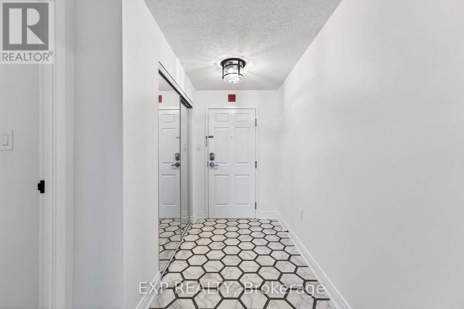 201 - 115 Barrett Court, Kingston, Ontario  K7L 5H6 - Photo 3 - X13080016