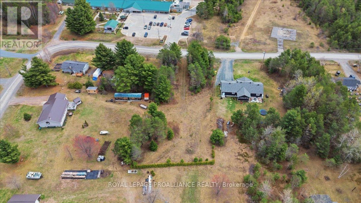 127 Lloyd Street, Addington Highlands, Ontario  K0H 2G0 - Photo 12 - X13080078