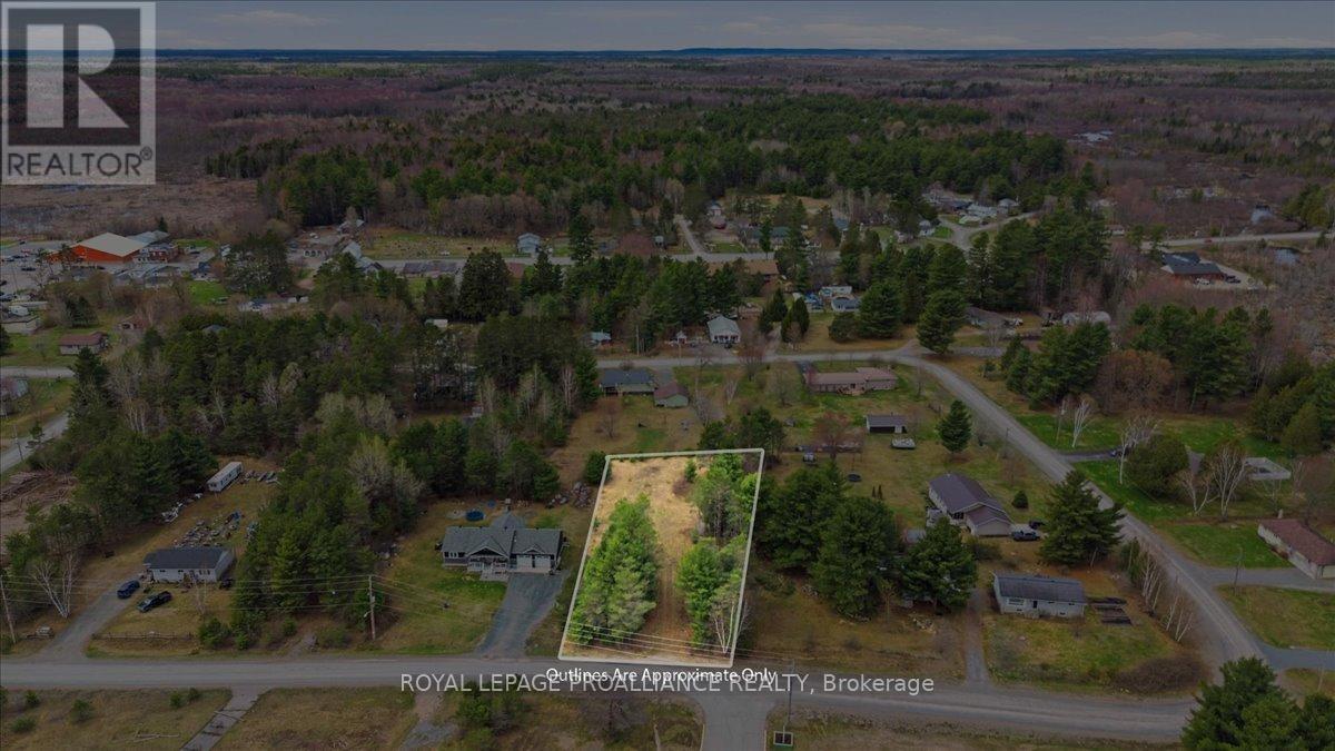 127 Lloyd Street, Addington Highlands, Ontario  K0H 2G0 - Photo 3 - X13080078